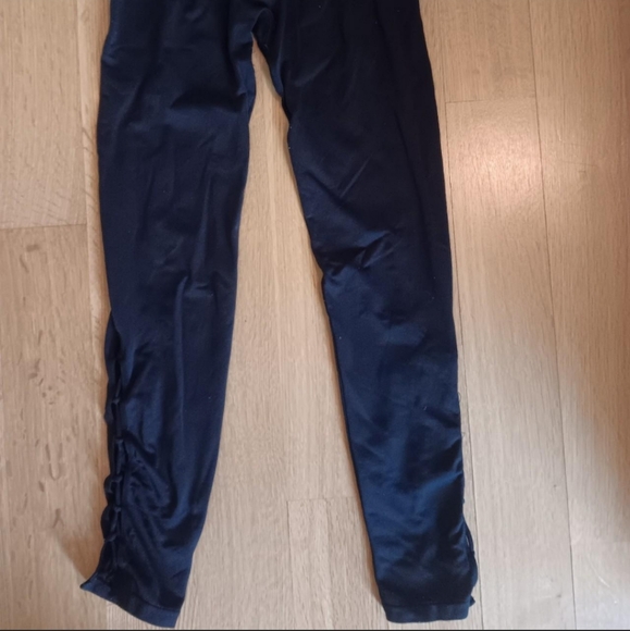 Cropped cutout  leggings - Picture 2 of 7